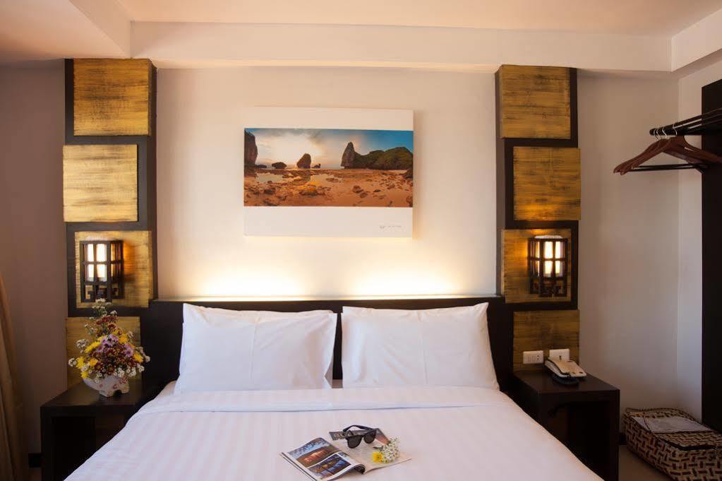 Crystal Inn Phuket Екстериор снимка