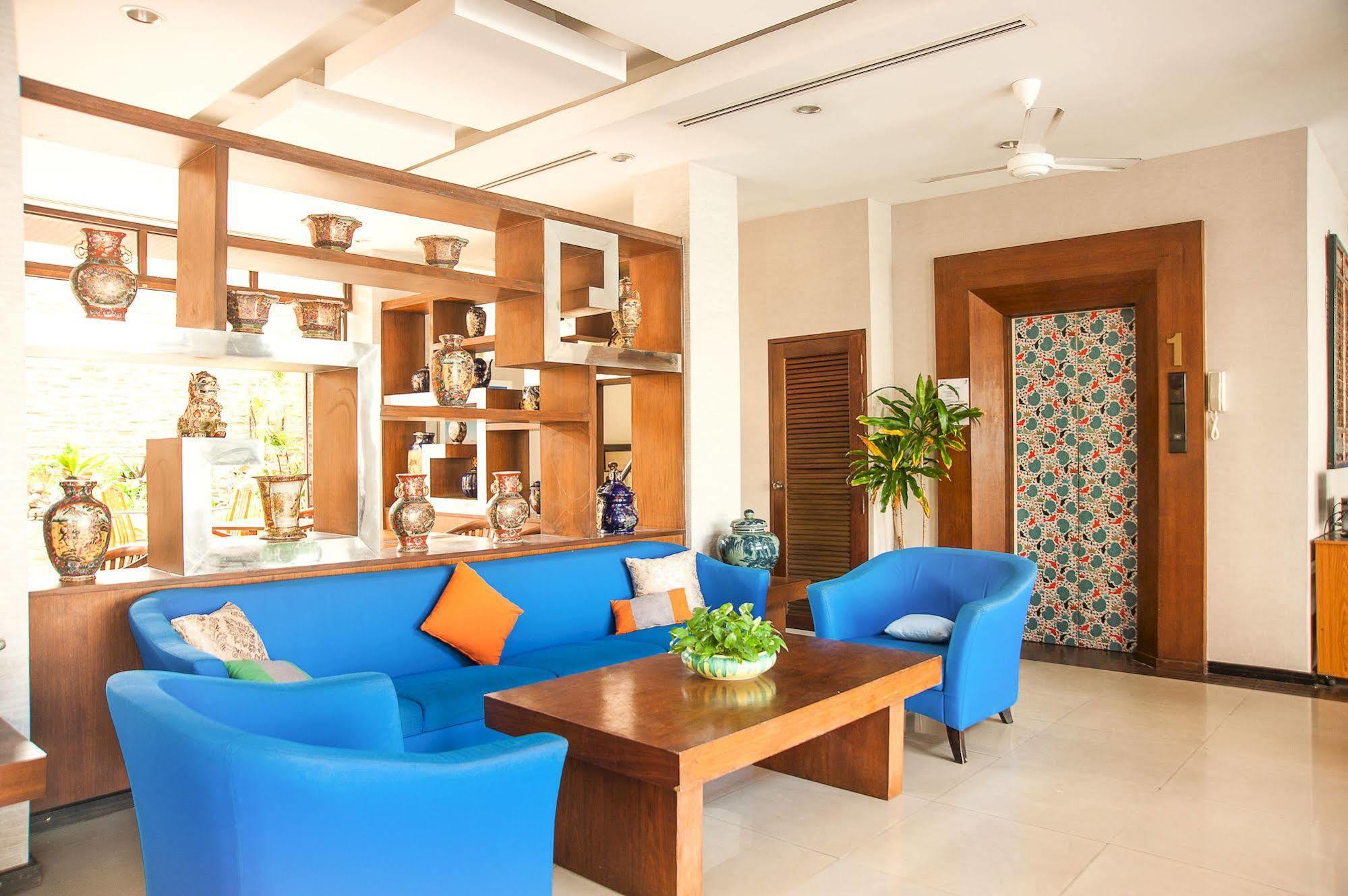 Crystal Inn Phuket Екстериор снимка