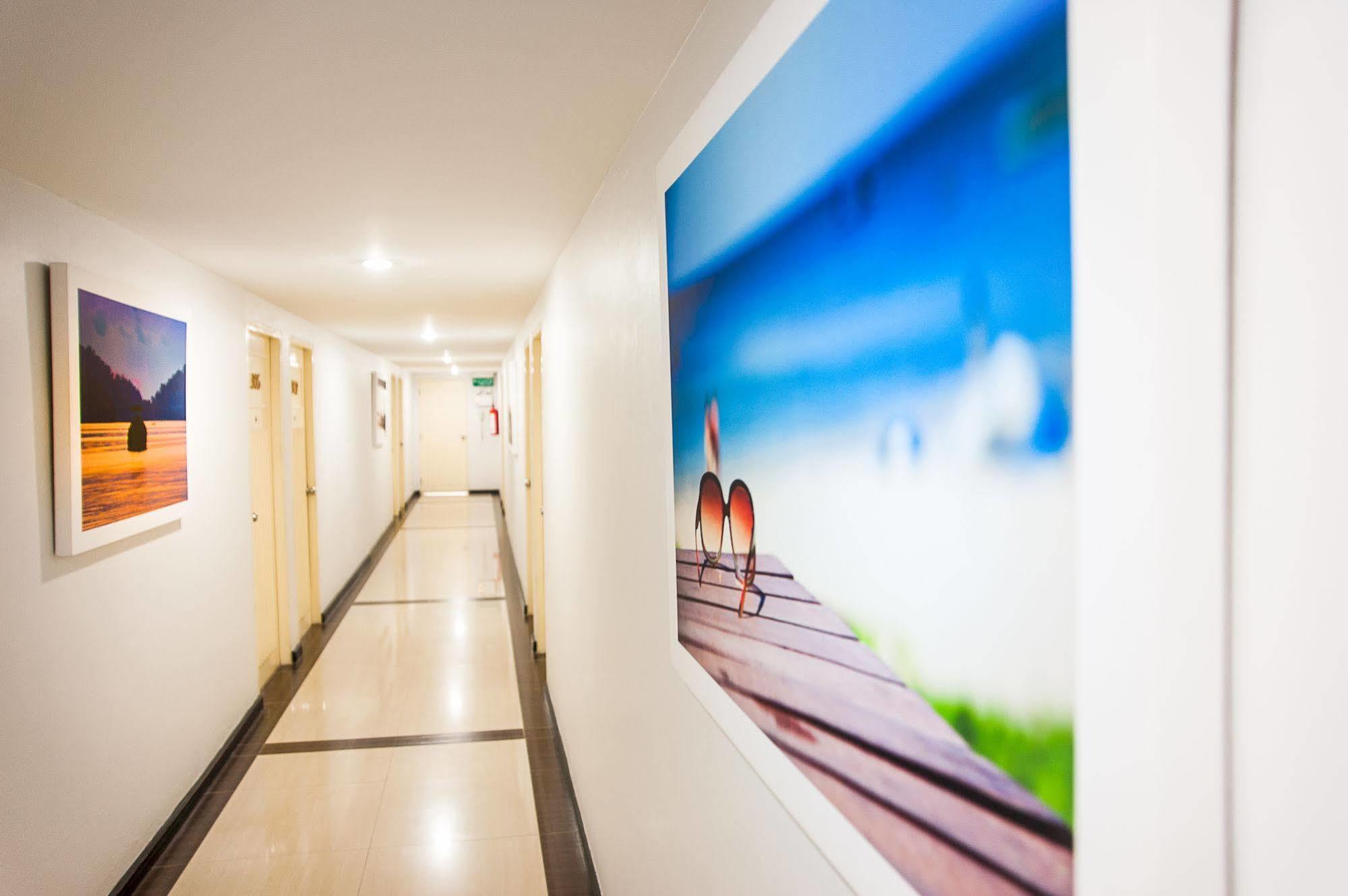Crystal Inn Phuket Екстериор снимка